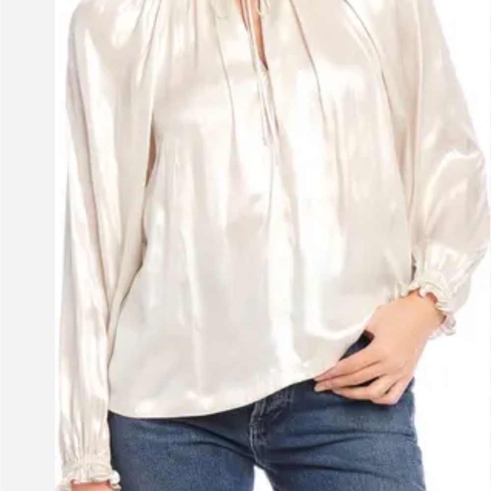 Entro NWOT top Ivory Peasant Blouse